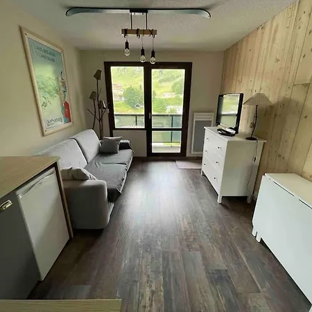 Studio Refait A Neuf Avec Balcon - Famille - Parking Couvert Chamrousse Exterior photo