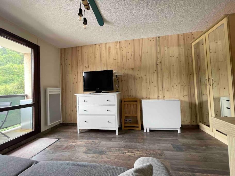 Apartment Refait A Neuf Avec Balcon - Famille - Parking Couvert Chamrousse