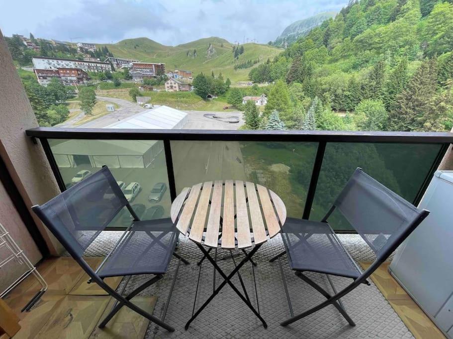 Refait A Neuf Avec Balcon - Famille - Parking Couvert * Chamrousse